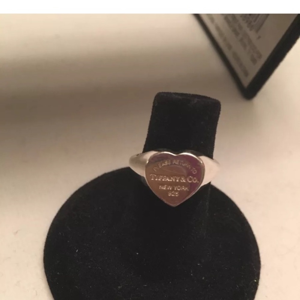 Tiffany heart ring